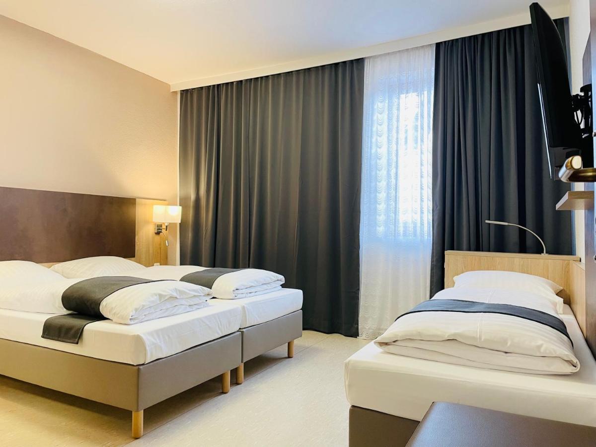 Hana Aparthotel Barsbuttel Buitenkant foto