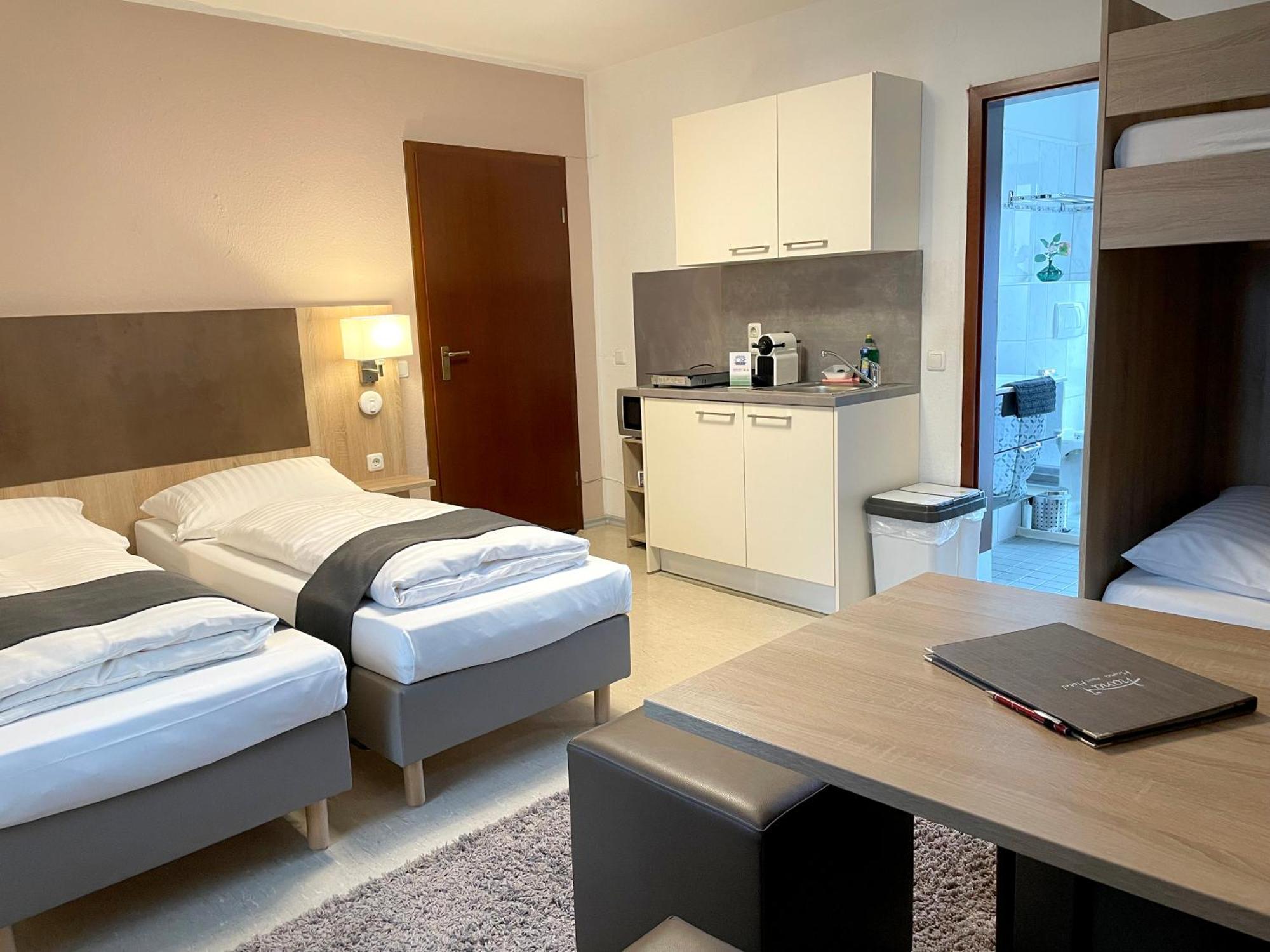 Hana Aparthotel Barsbuttel Buitenkant foto