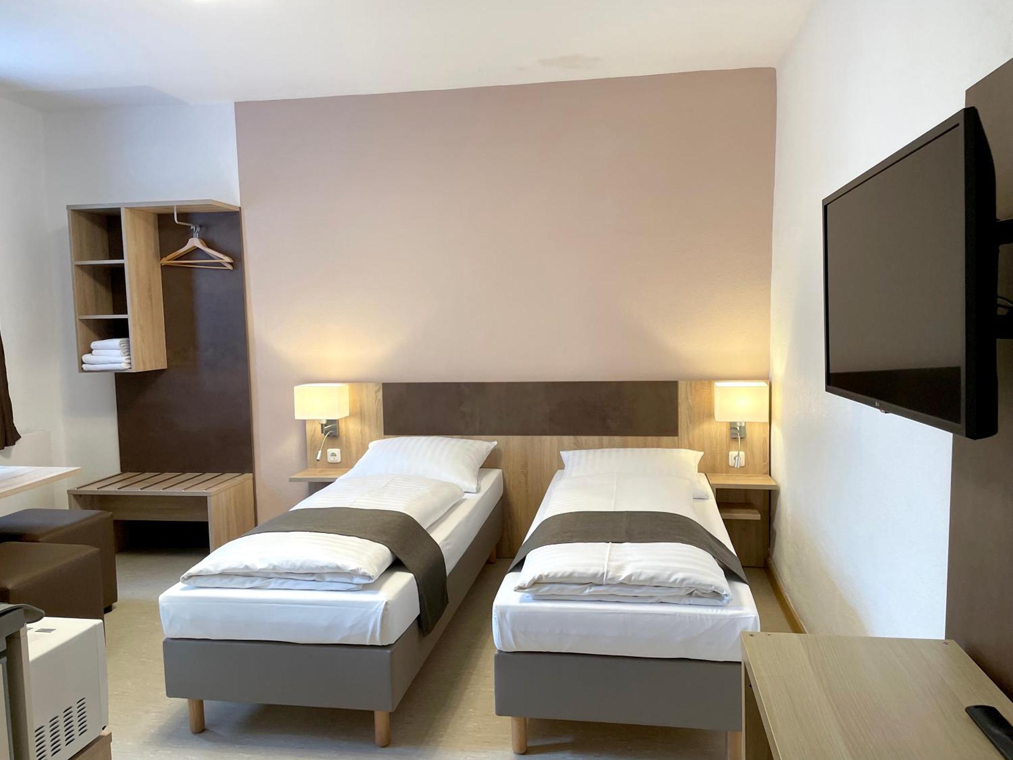 Hana Aparthotel Barsbuttel Buitenkant foto