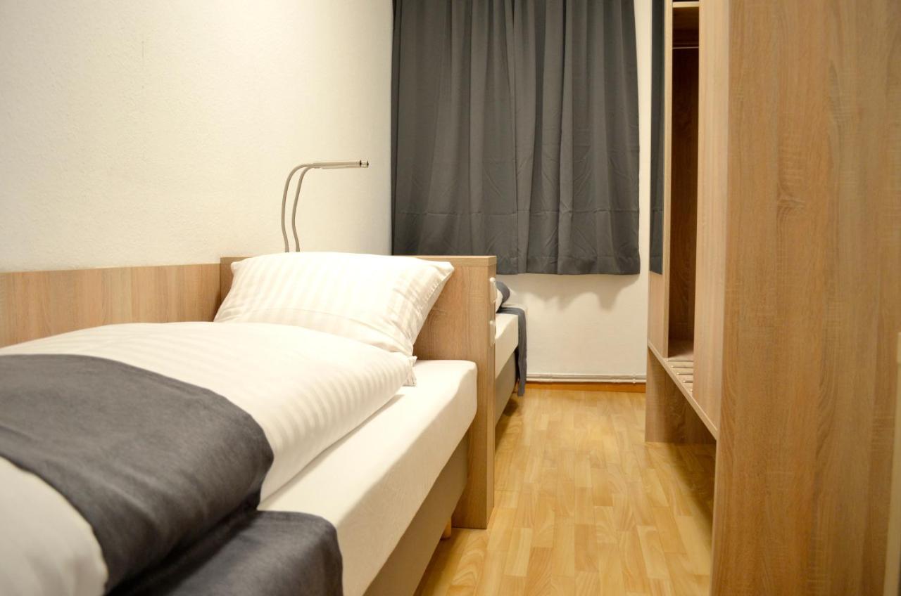Hana Aparthotel Barsbuttel Buitenkant foto