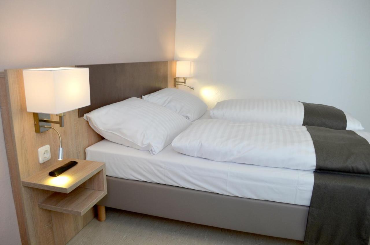 Hana Aparthotel Barsbuttel Buitenkant foto